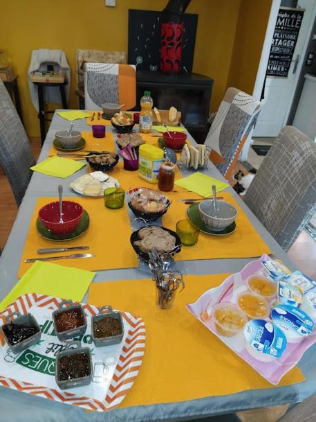La Casa Del Sol Acomodação com café da manhã Tartas Exterior foto
